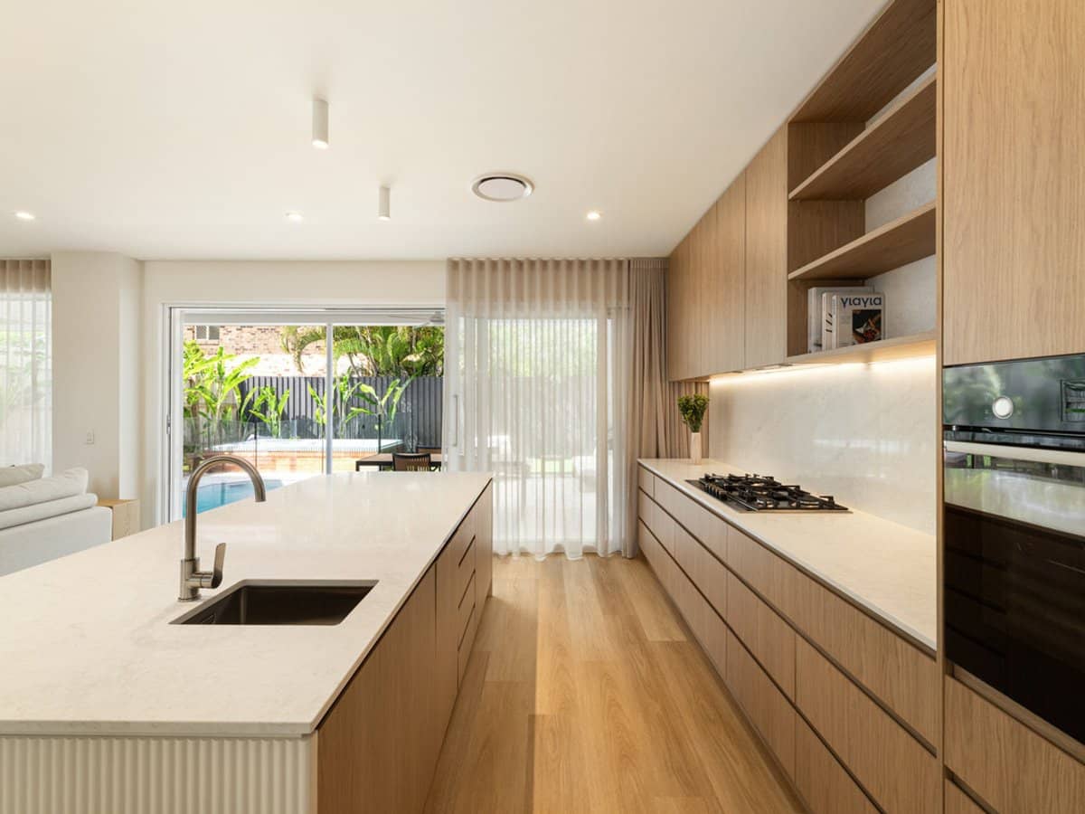 5 Embie Street, Holland Park West - Thumbnail 4