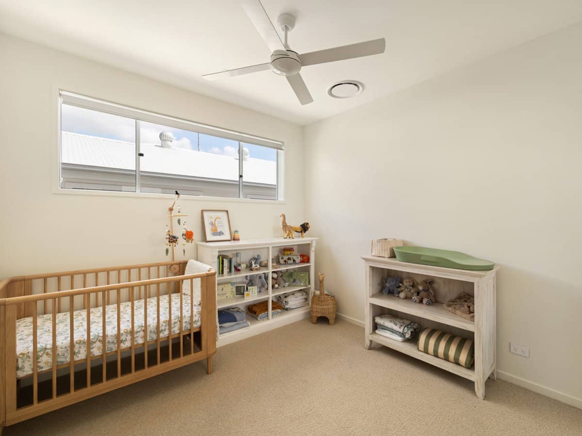 5 Embie Street, Holland Park West - Thumbnail 16