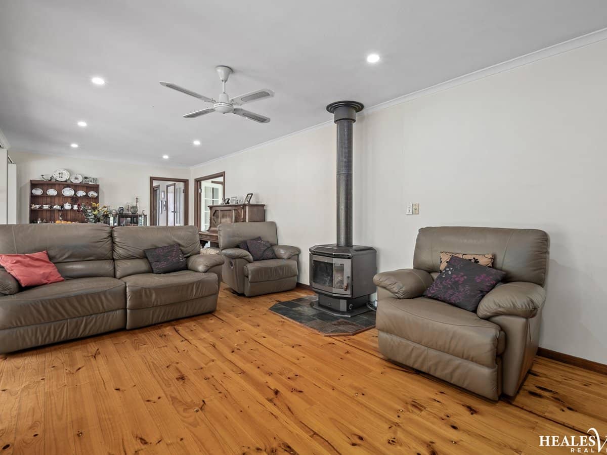 875 Healesville-Koo Wee Rup Road, WOORI YALLOCK - Thumbnail 9