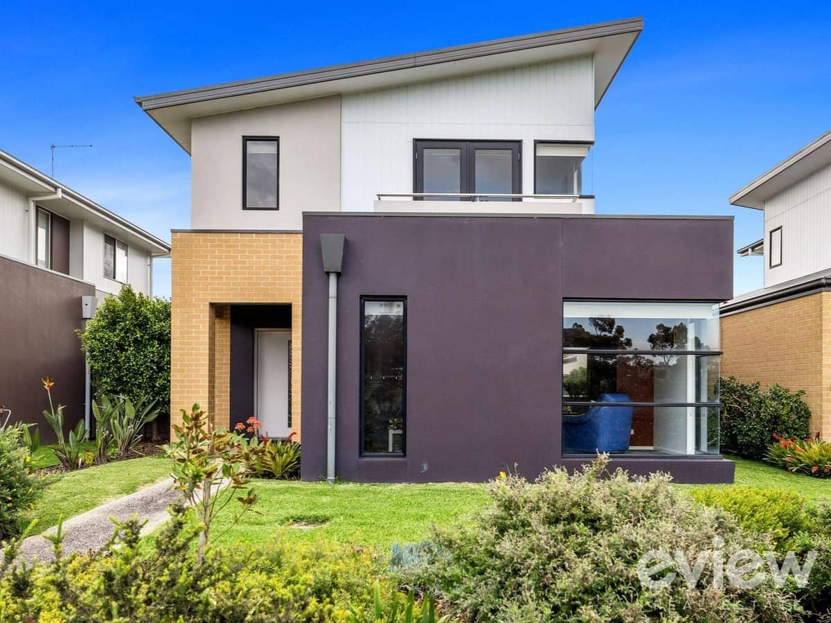 8 Lobelia Lane, COWES - Thumbnail 3