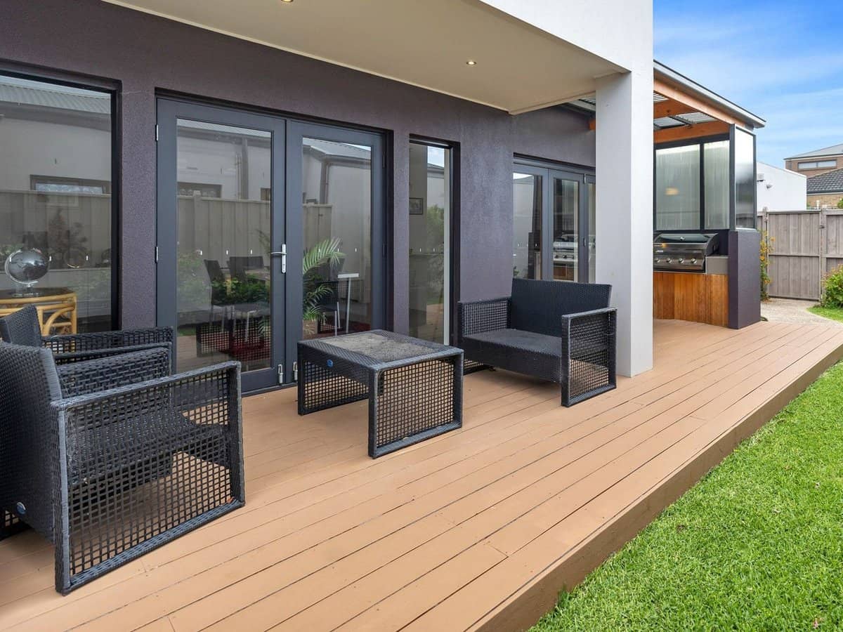 8 Lobelia Lane, COWES - Thumbnail 10