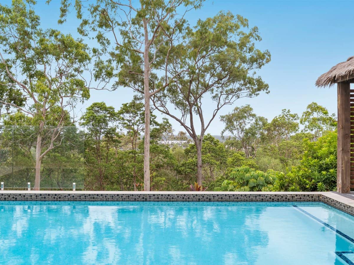 77 Highvale Drive, HELENSVALE - Thumbnail 17