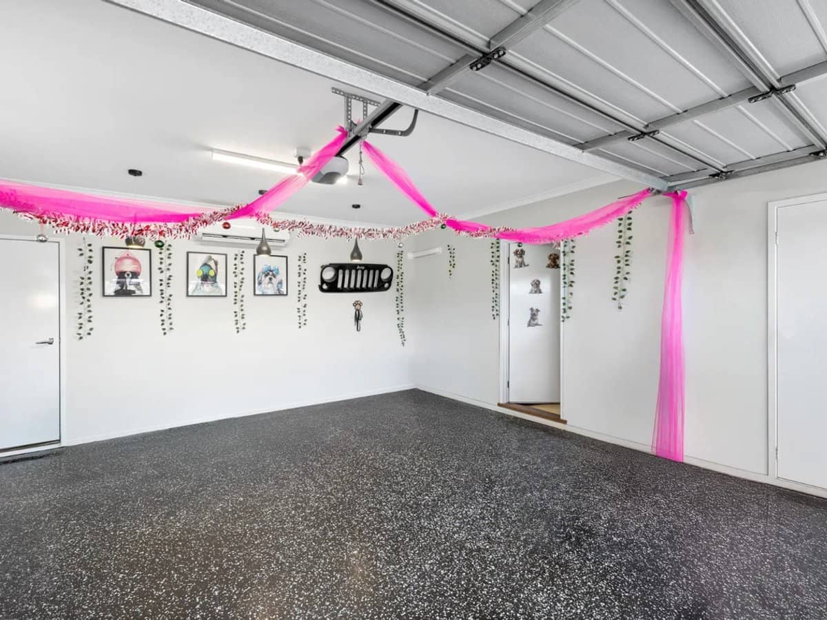 1 Medlar Avenue, MANOR LAKES - Thumbnail 13