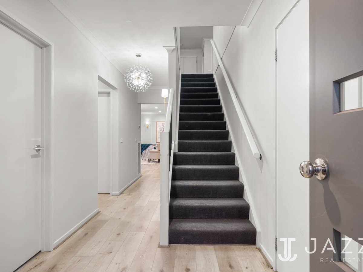 90 Bruckner Drive, POINT COOK - Thumbnail 3