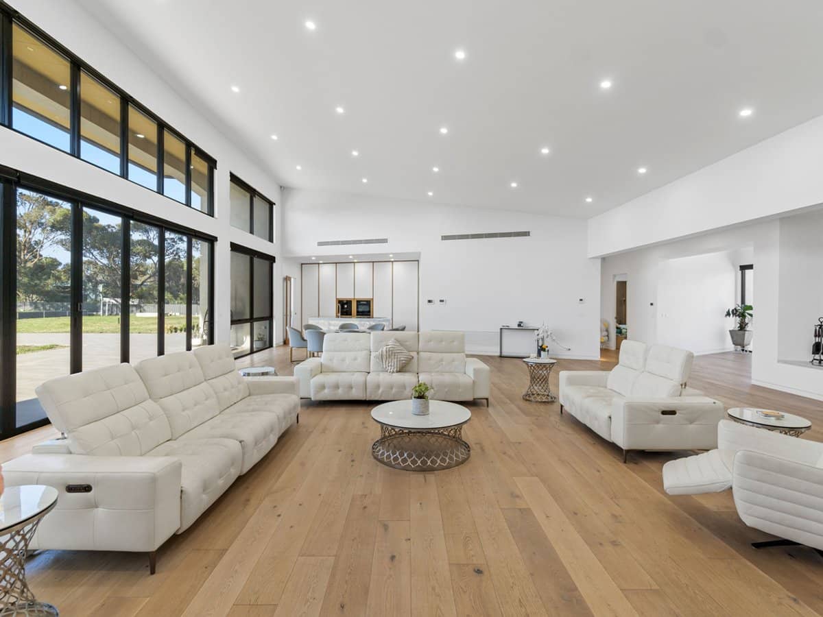 1190 Somerton Road, OAKLANDS JUNCTION - Thumbnail 7