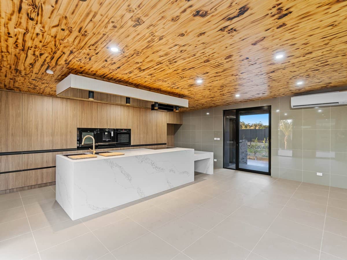 1190 Somerton Road, OAKLANDS JUNCTION - Thumbnail 27