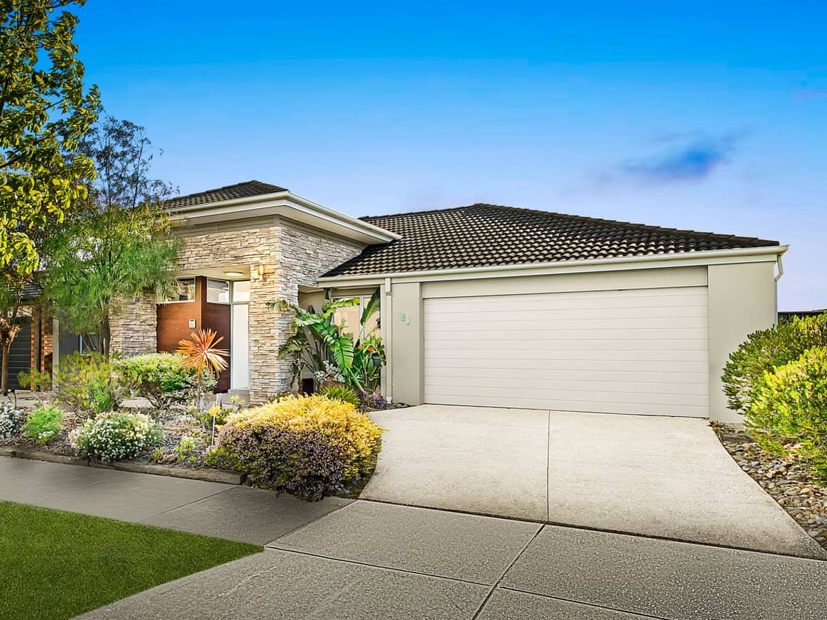 53 Minindee Road, MANOR LAKES - Thumbnail 2