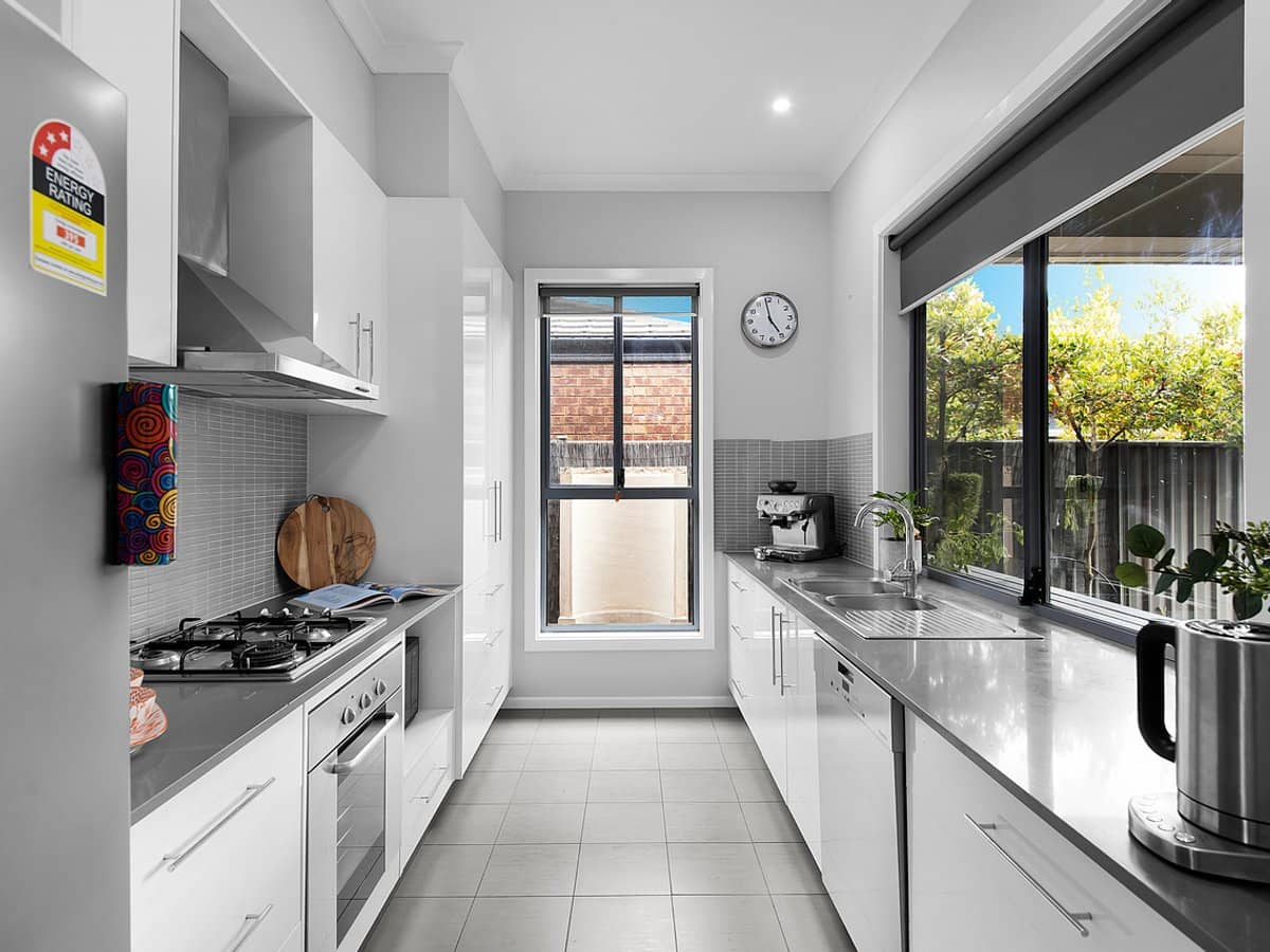 53 Minindee Road, MANOR LAKES - Thumbnail 12