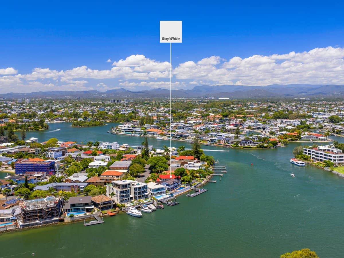 62 Sunset Boulevard, SURFERS PARADISE - Thumbnail 6