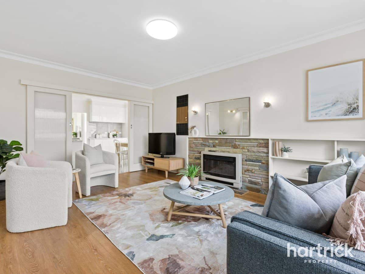 25 Shipston Road, CHELTENHAM - Thumbnail 2