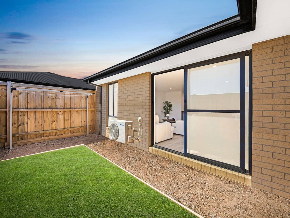 8 Awaken Walk, WYNDHAM VALE - Thumbnail 16