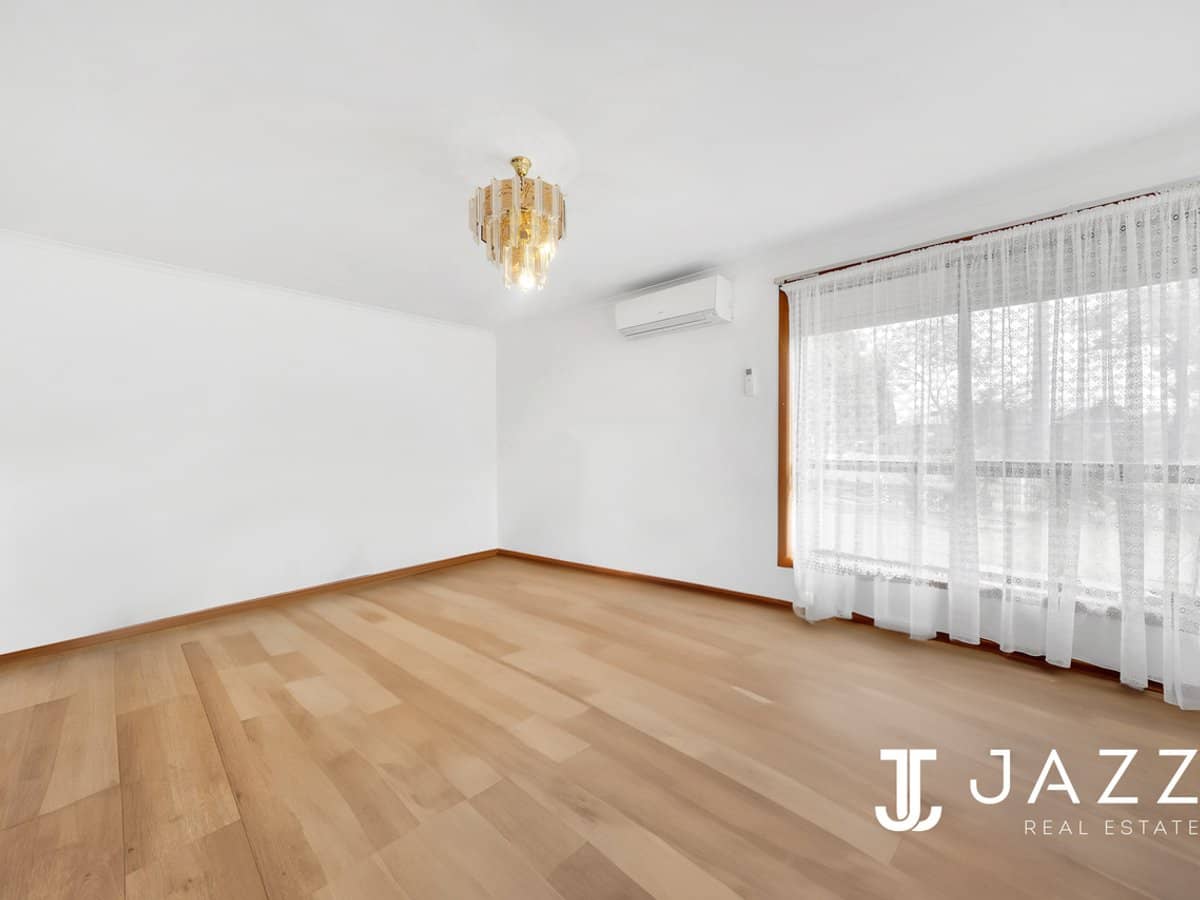 329 Heaths Road, WERRIBEE - Thumbnail 7