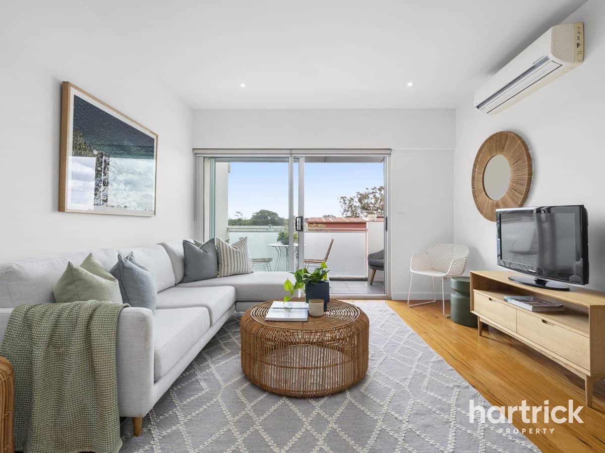 192 Como Parade East, PARKDALE - Thumbnail 1