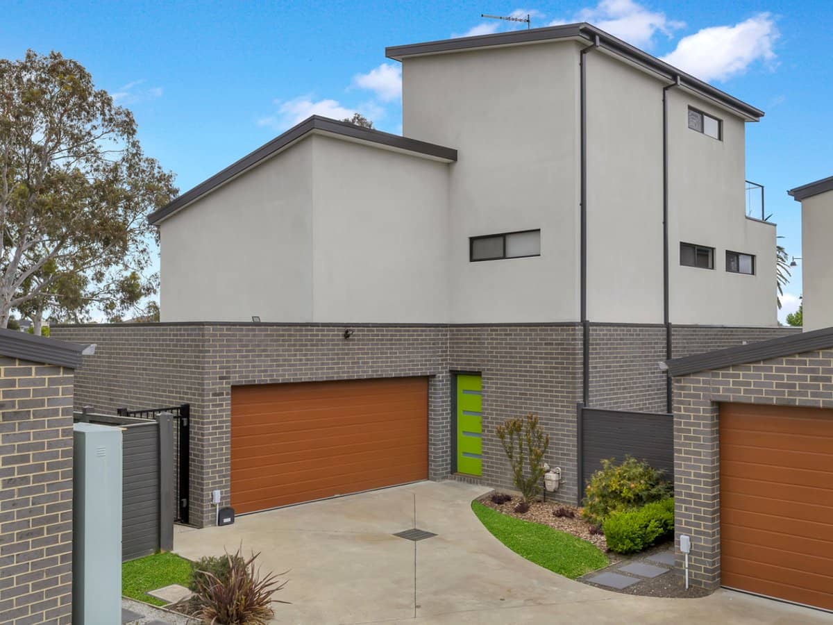 61 Botanic Drive, PAKENHAM - Thumbnail 3