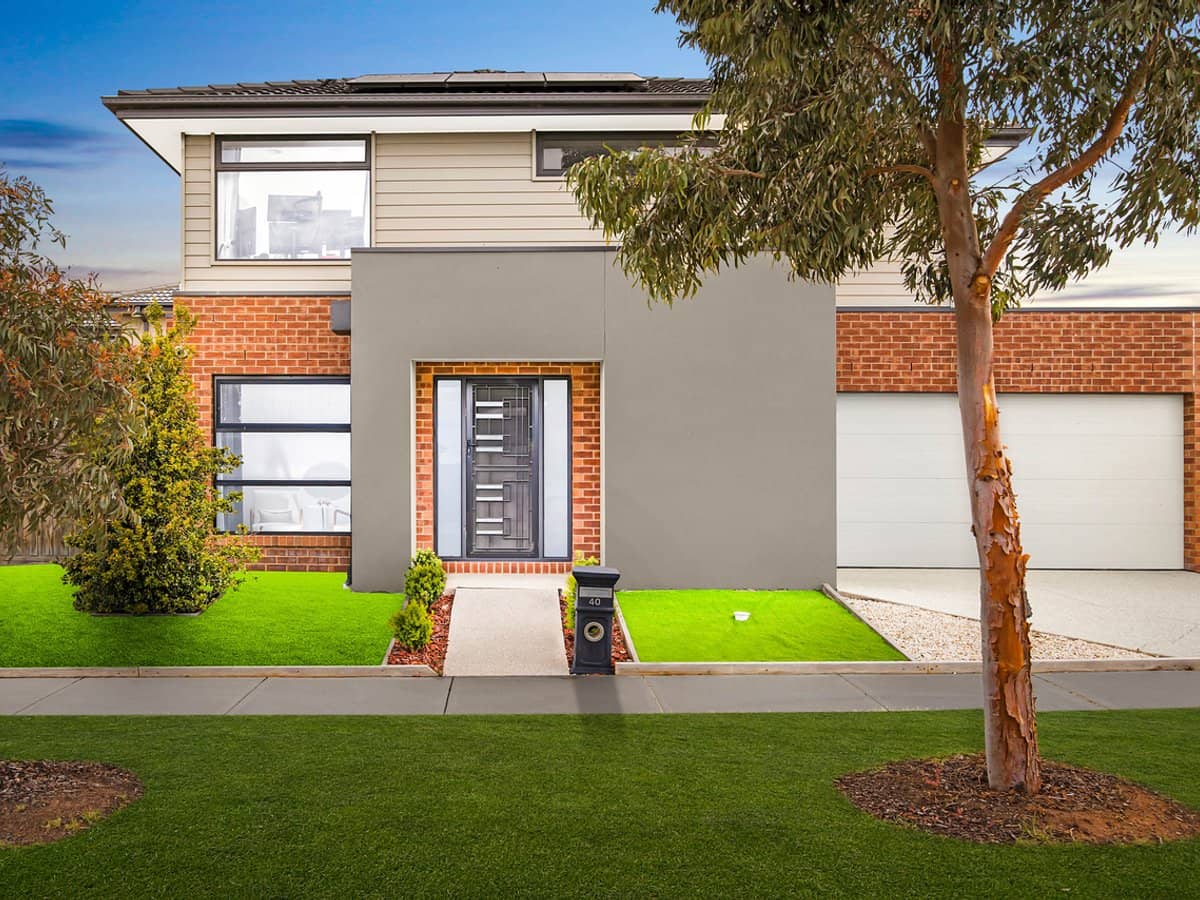 40 Millbrook Drive, WYNDHAM VALE - Thumbnail 2