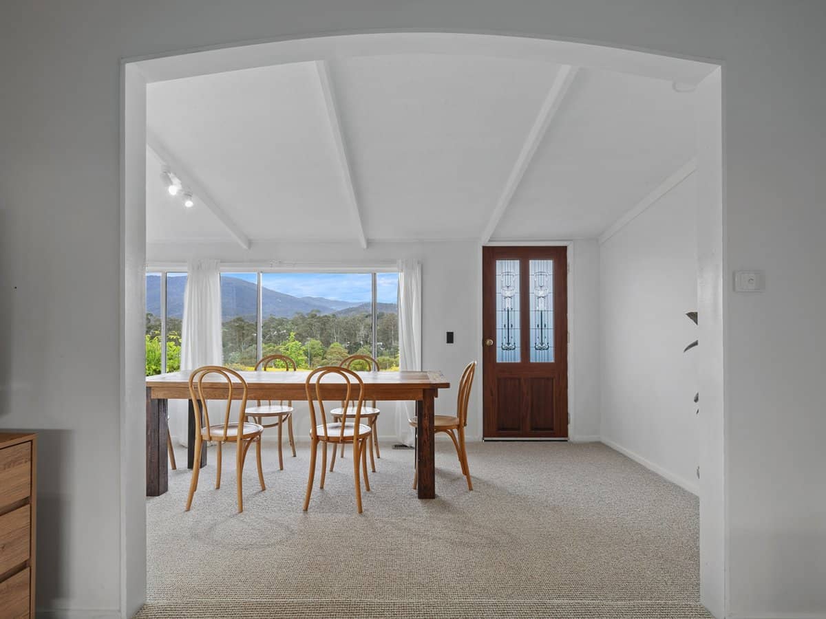 1 Montpellier Street, HEALESVILLE - Thumbnail 3