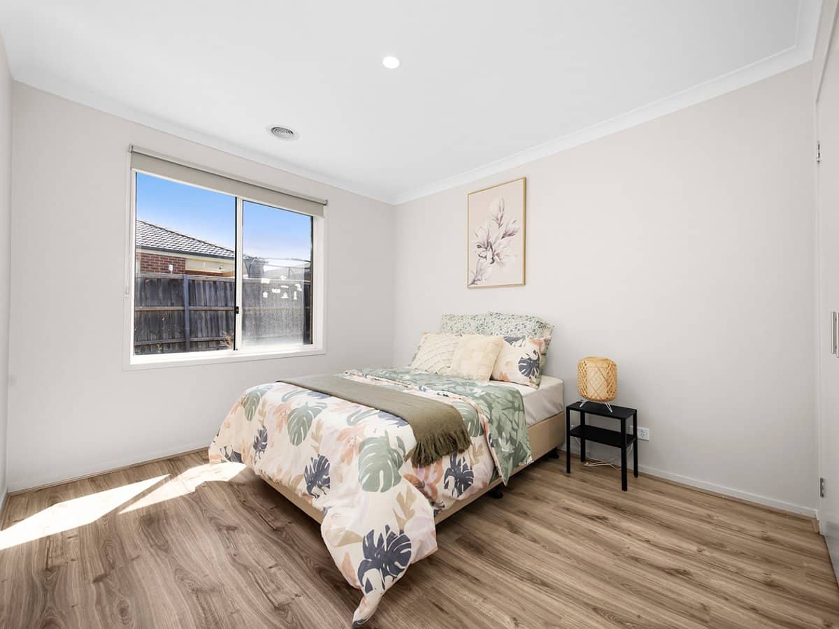 8 Kanto Court, MANOR LAKES - Thumbnail 12