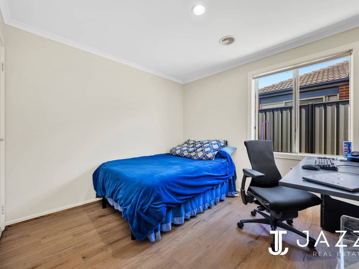 9 Barwick Gardens, POINT COOK - Thumbnail 14