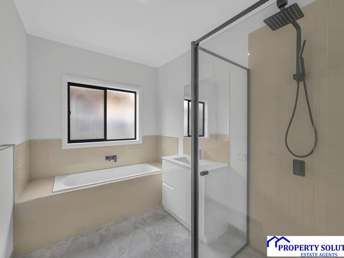 18 James Street, PAKENHAM - Thumbnail 10