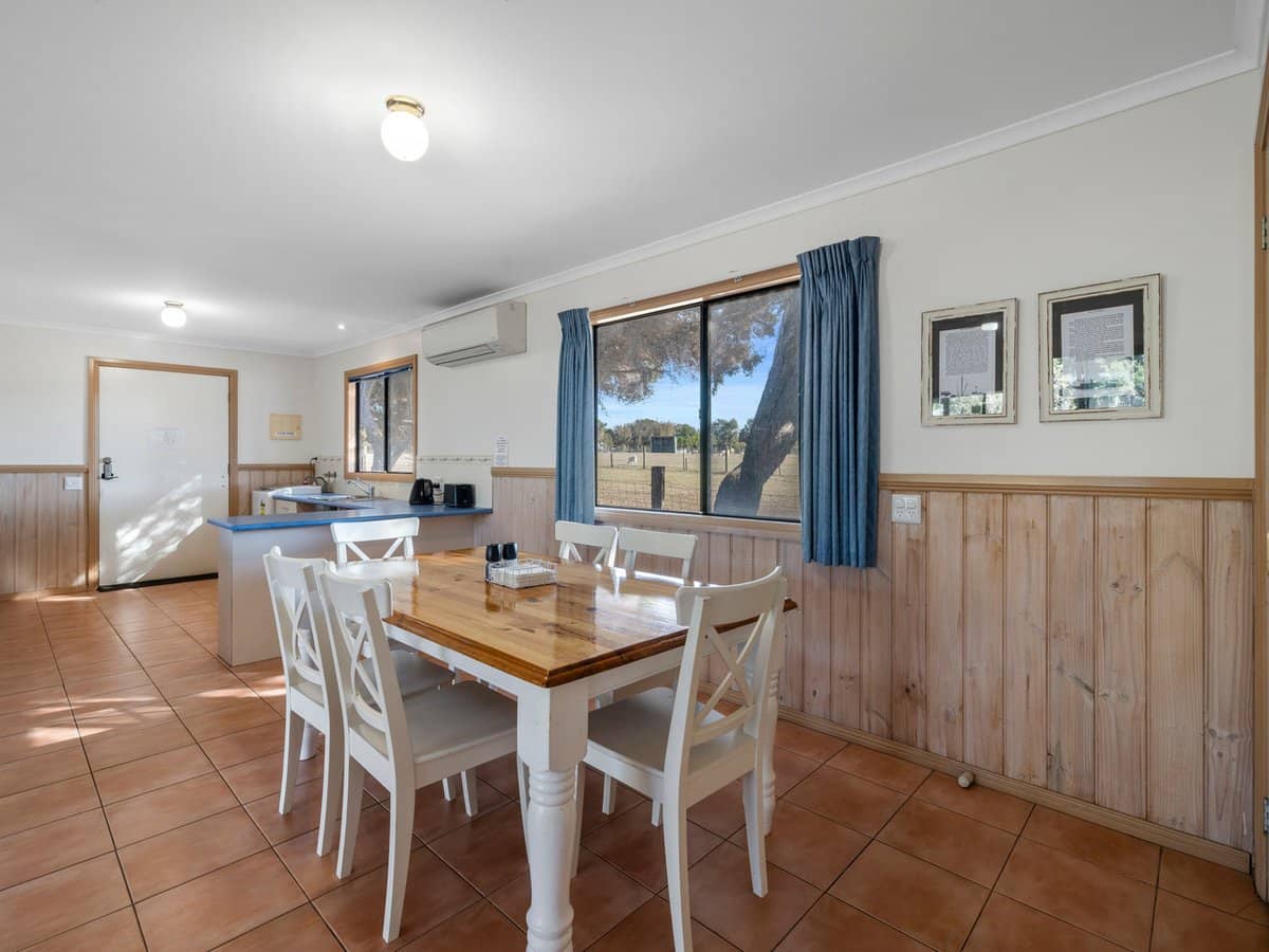 422 Ventnor Road, VENTNOR - Thumbnail 26