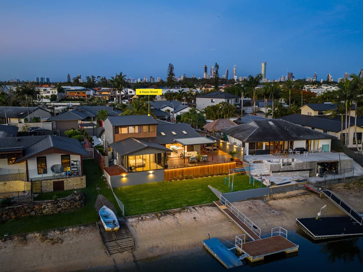 6 Huon Street, Broadbeach Waters - Thumbnail 18