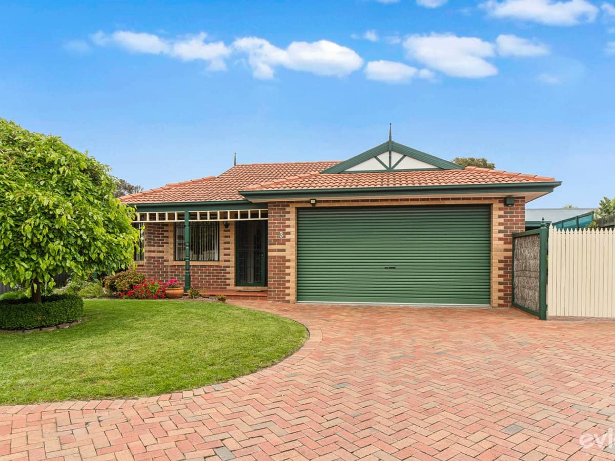 3 Little Court, FRANKSTON - Thumbnail 1