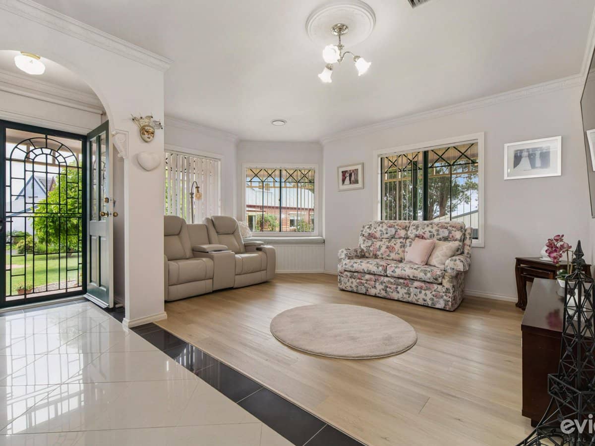 3 Little Court, FRANKSTON - Thumbnail 2