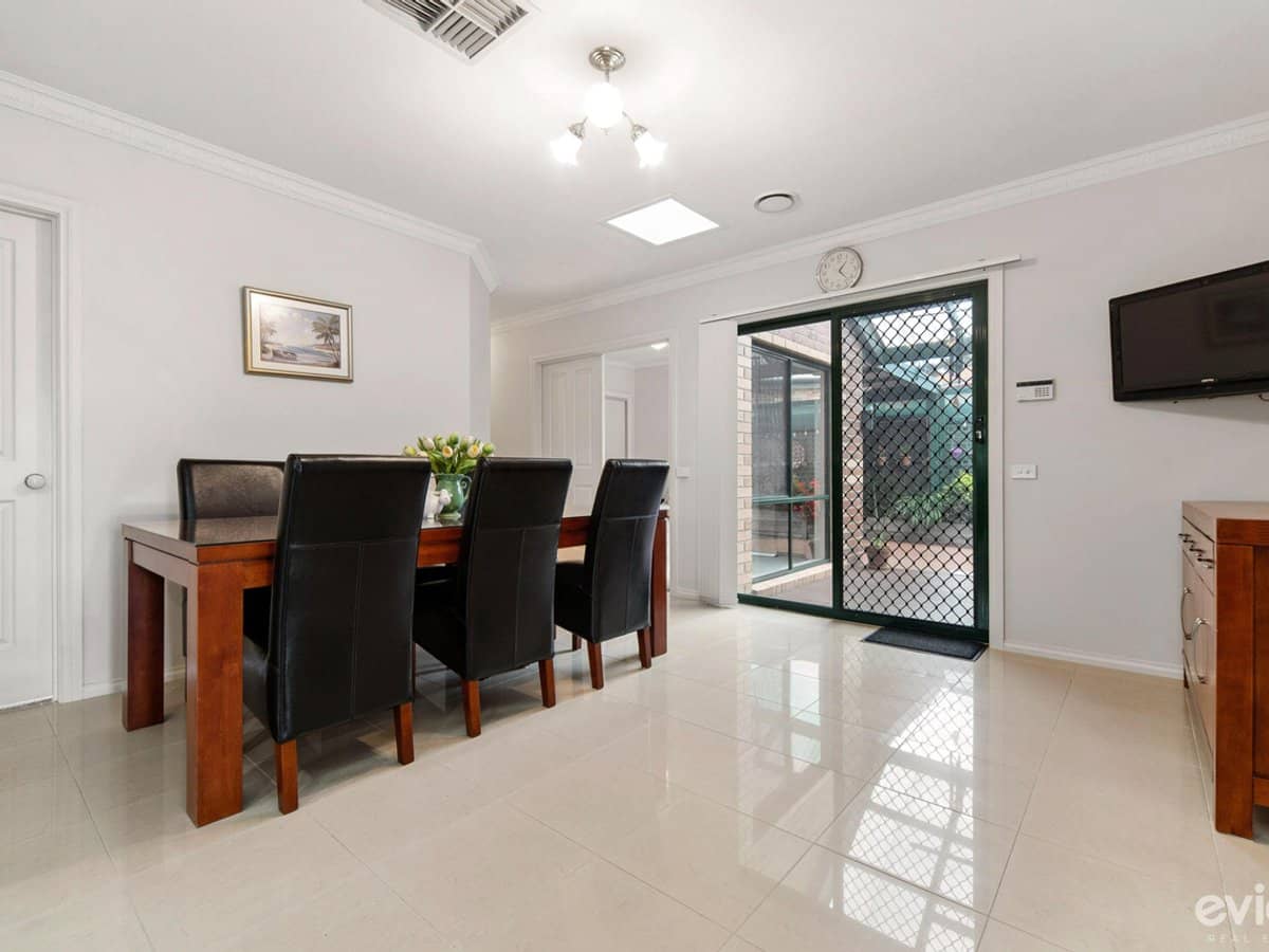 3 Little Court, FRANKSTON - Thumbnail 5