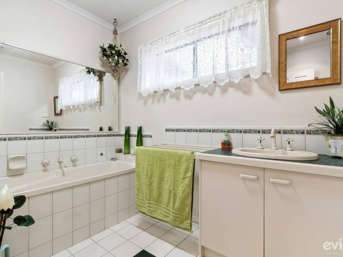 3 Little Court, FRANKSTON - Thumbnail 9