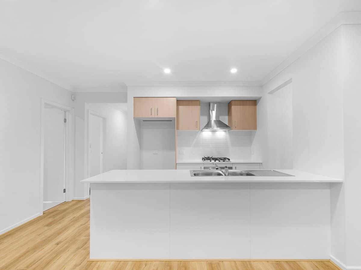 2 Elbridge Road, MANOR LAKES - Thumbnail 5