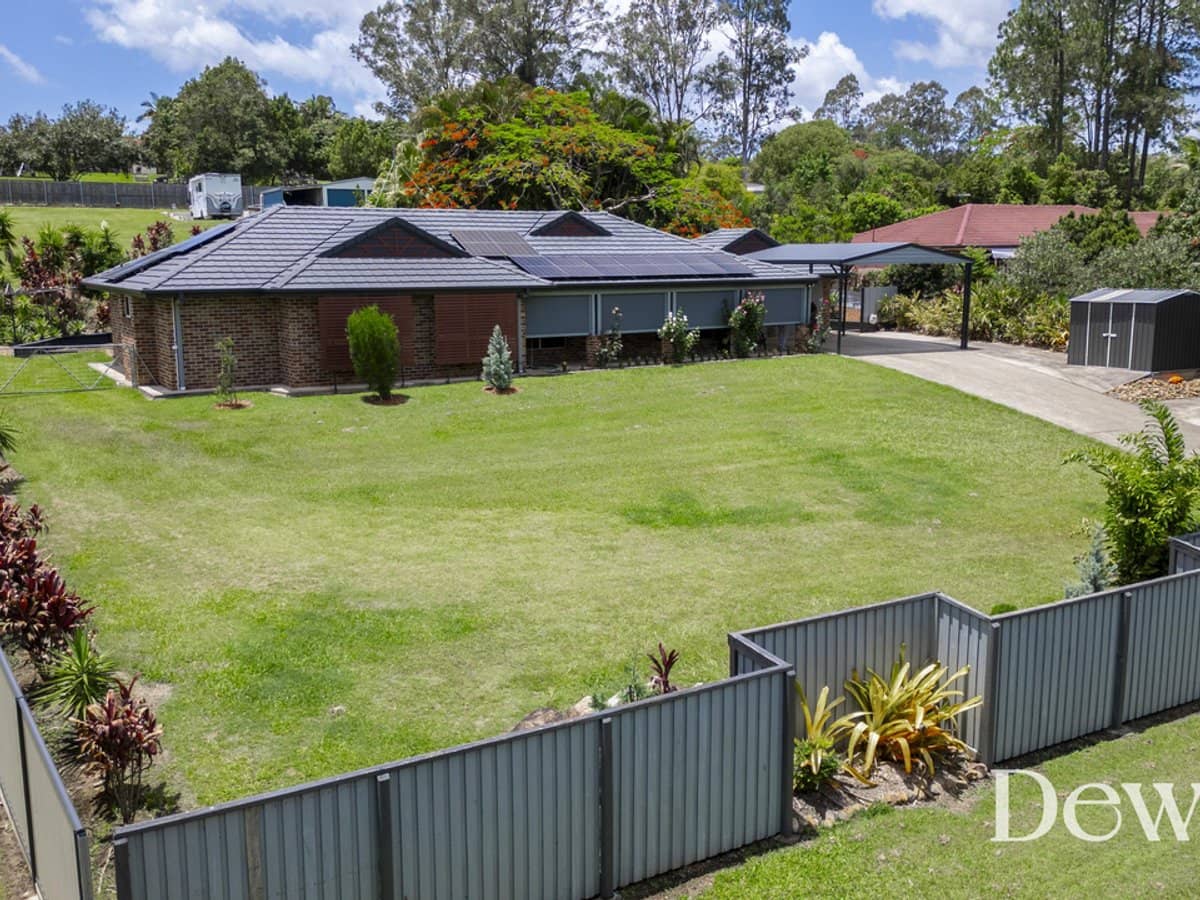 58-60 Excelsior Drive, MORAYFIELD - Thumbnail 3