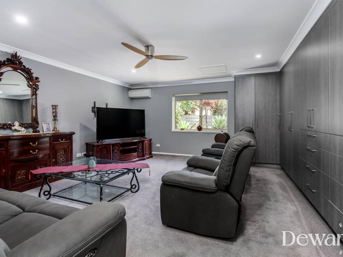 58-60 Excelsior Drive, MORAYFIELD - Thumbnail 18