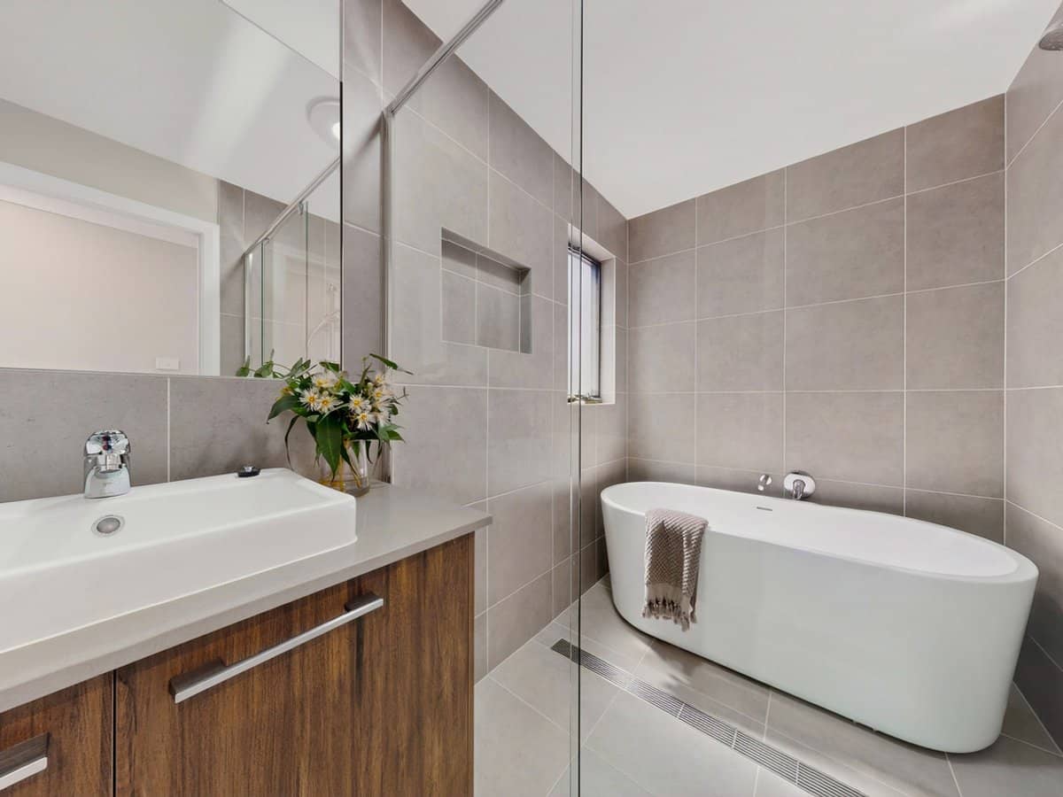 21 Jane Armytage Parade, MARSDEN PARK - Thumbnail 13