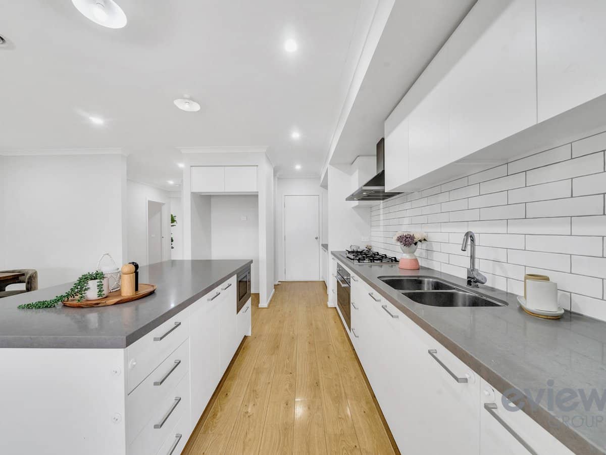 4 Wafer Road, MANOR LAKES - Thumbnail 6