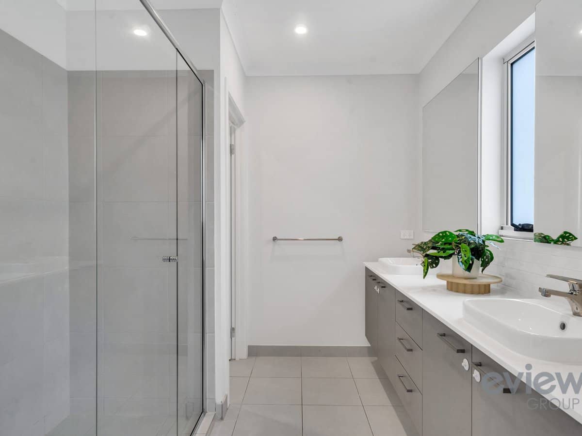 4 Wafer Road, MANOR LAKES - Thumbnail 21