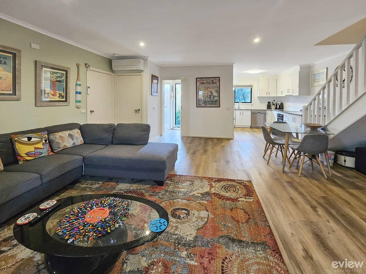 26 Douglas Road, COWES - Thumbnail 2