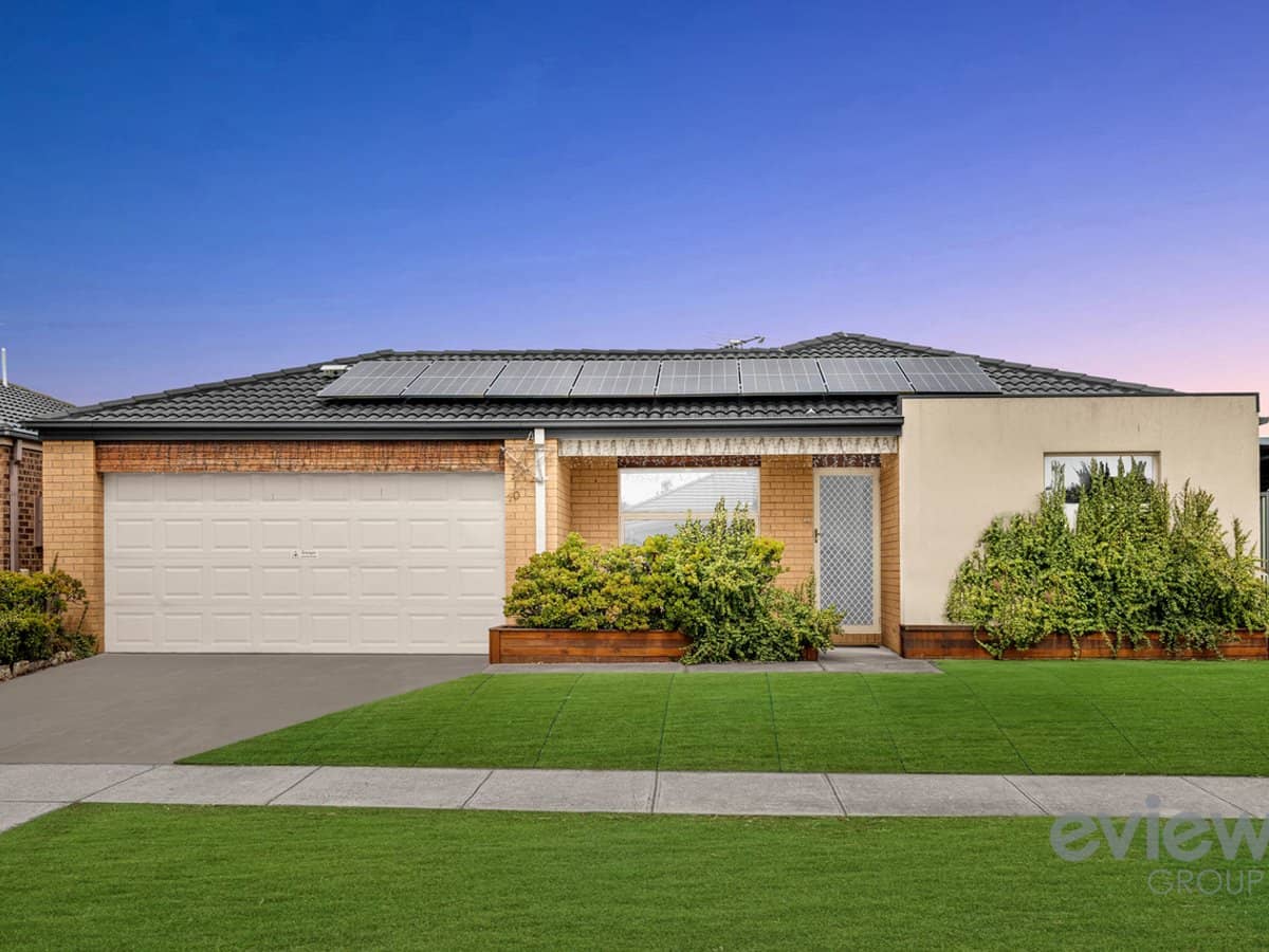 10 Yarraman Road, MANOR LAKES - Thumbnail 1
