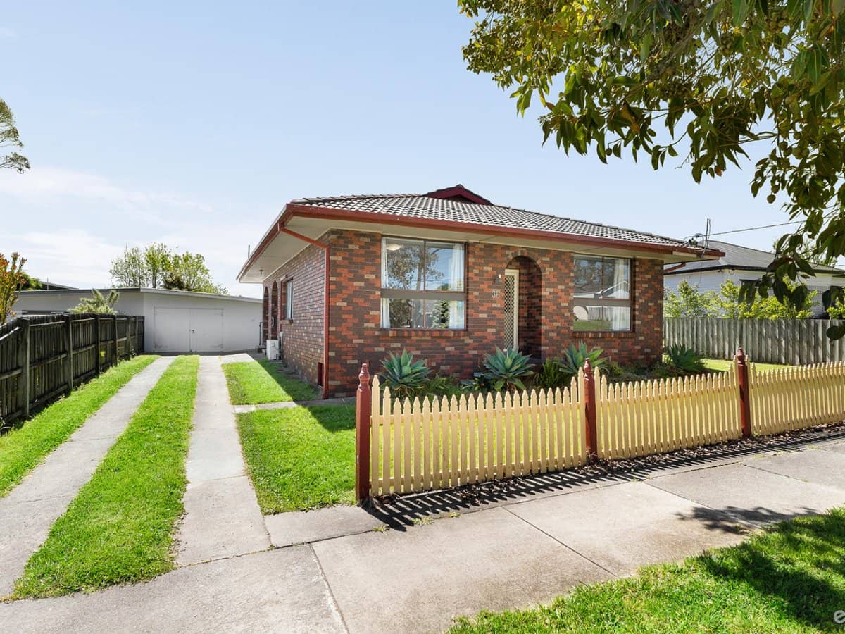 36 Dunn Street, WONTHAGGI - Thumbnail 2