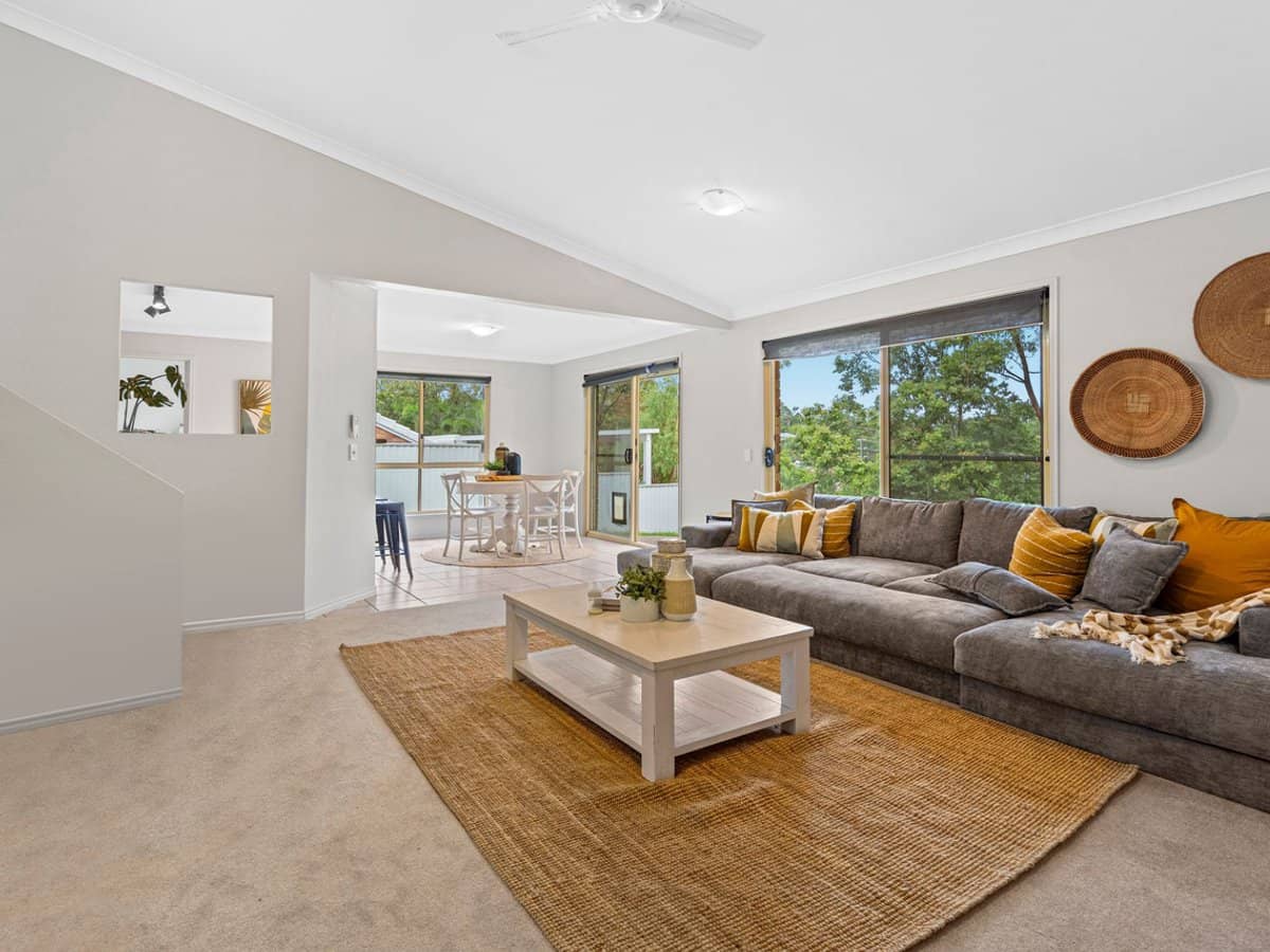 16 Bounty Way, PACIFIC PINES - Thumbnail 6