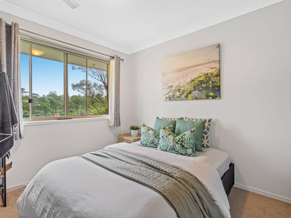 16 Bounty Way, PACIFIC PINES - Thumbnail 12