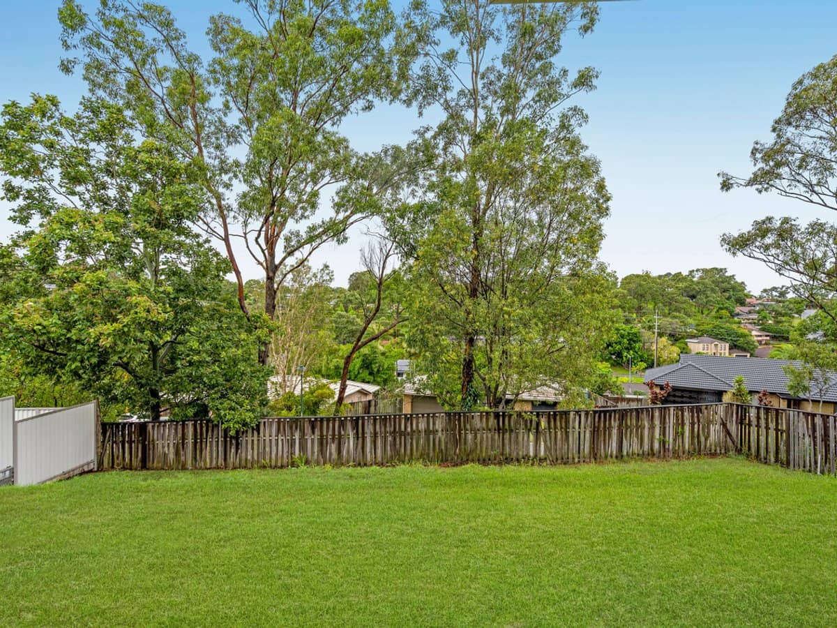 16 Bounty Way, PACIFIC PINES - Thumbnail 17