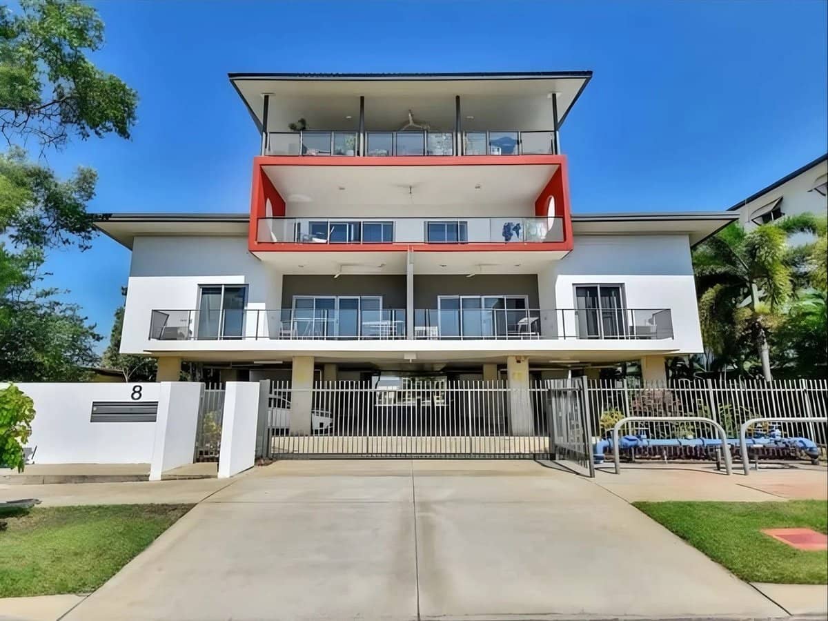 8 Belle Place, MILLNER - Thumbnail 1