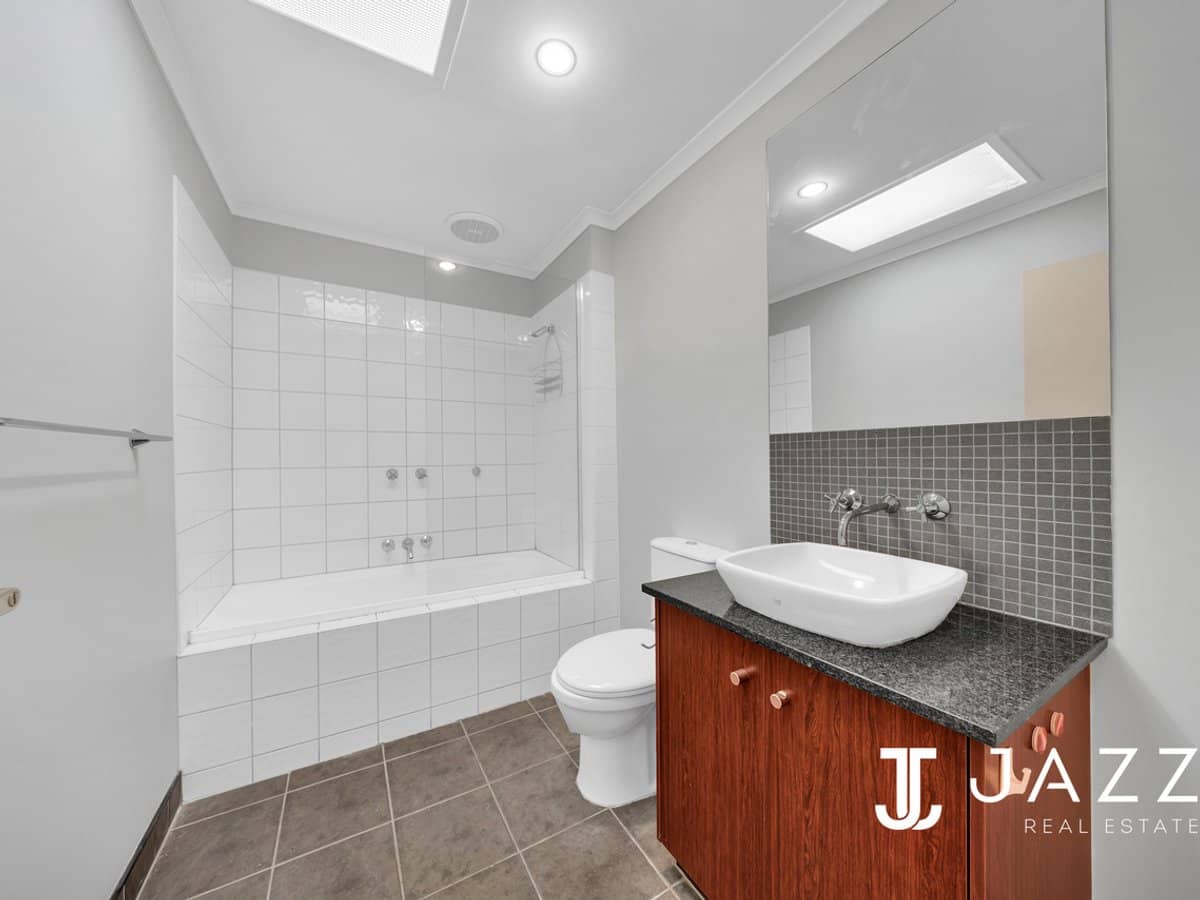 1 Rafa Court, MARIBYRNONG - Thumbnail 11