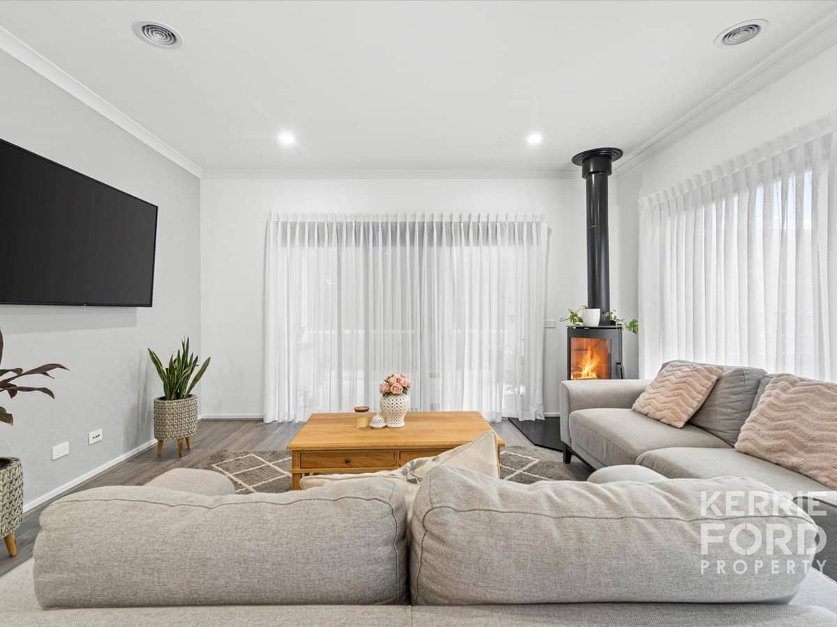 1 Rise Boulevard, TRARALGON - Thumbnail 4