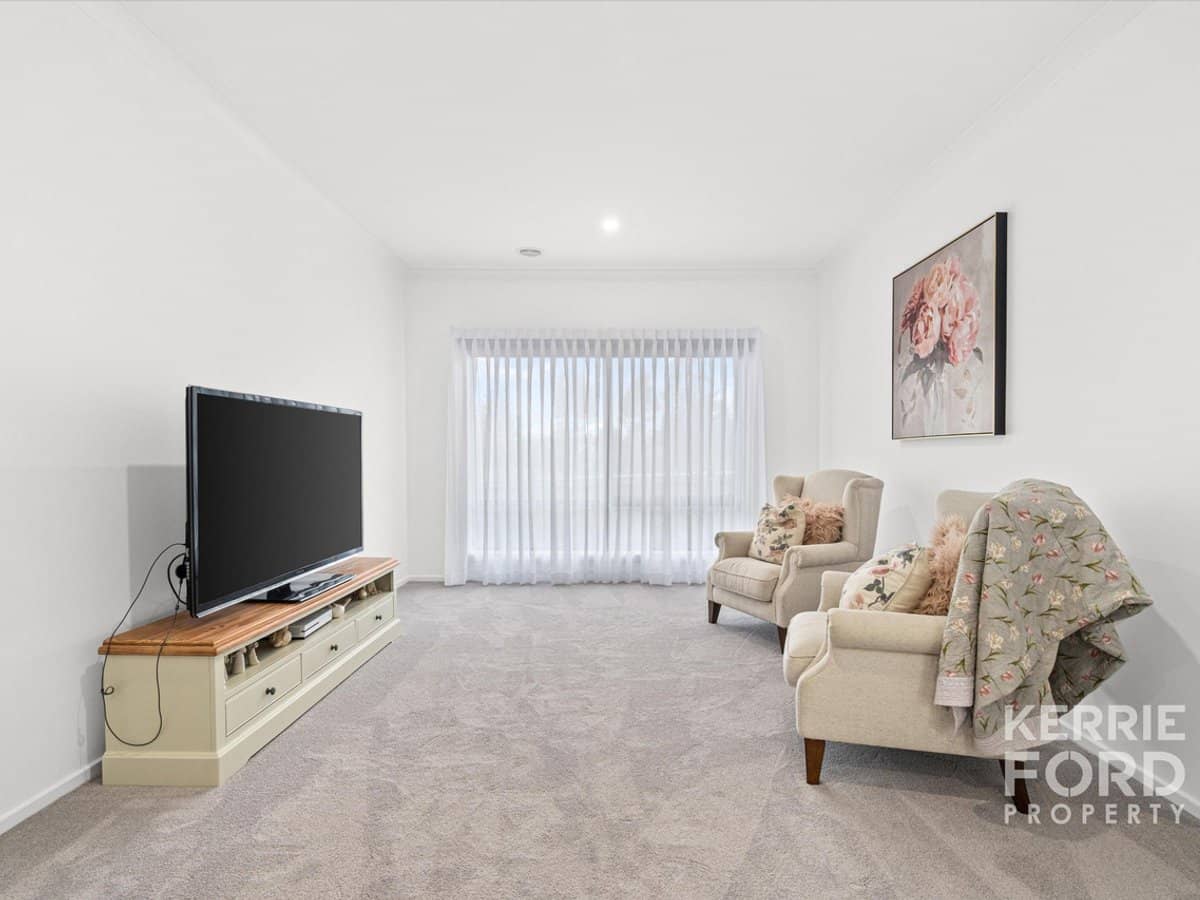 1 Rise Boulevard, TRARALGON - Thumbnail 11