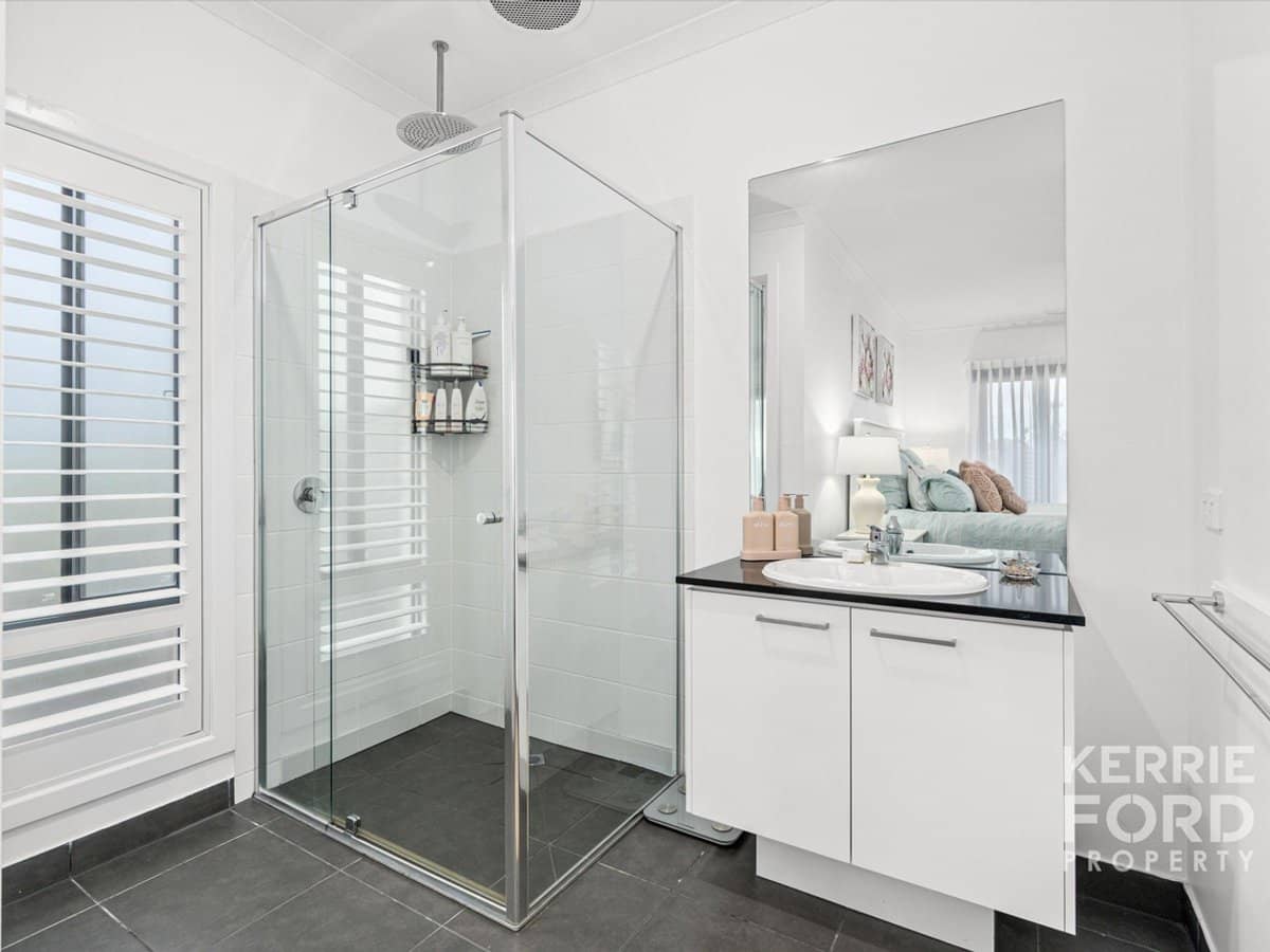 1 Rise Boulevard, TRARALGON - Thumbnail 13