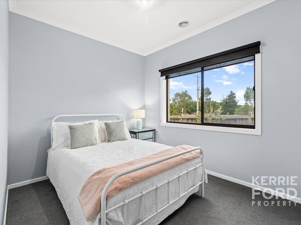 1 Rise Boulevard, TRARALGON - Thumbnail 14
