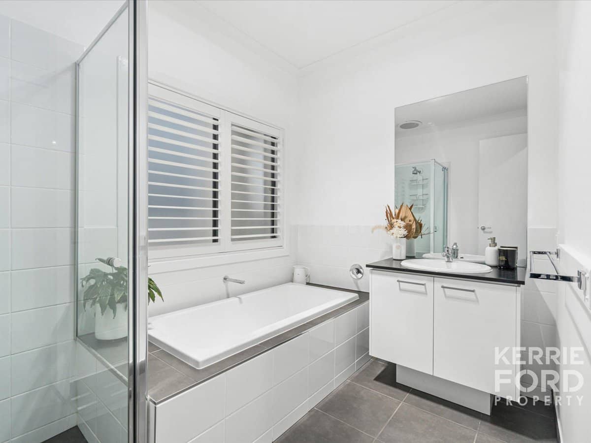 1 Rise Boulevard, TRARALGON - Thumbnail 15