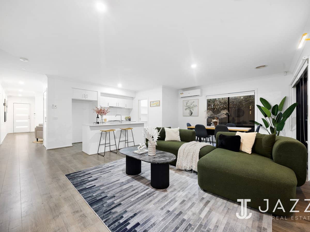 2 Shirley Court, POINT COOK - Thumbnail 4