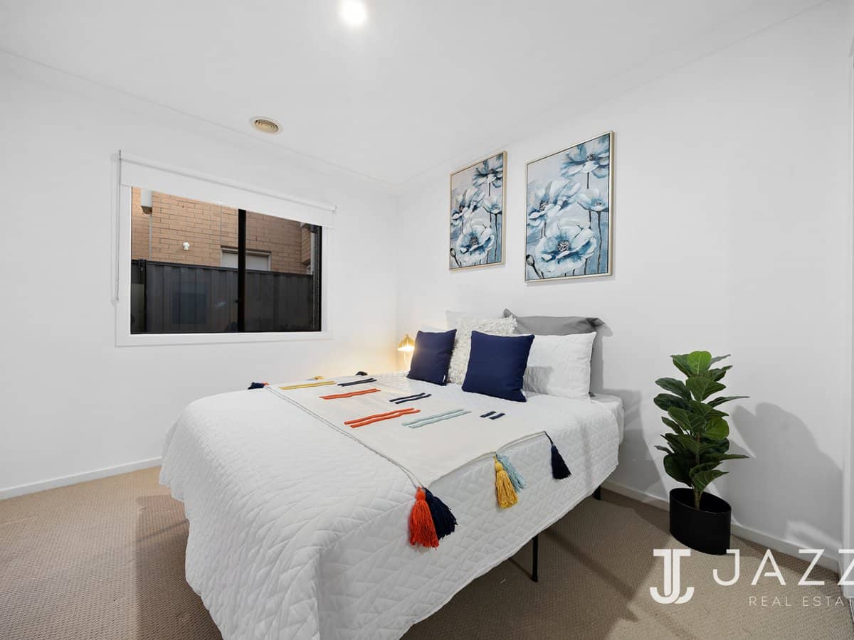 2 Shirley Court, POINT COOK - Thumbnail 16